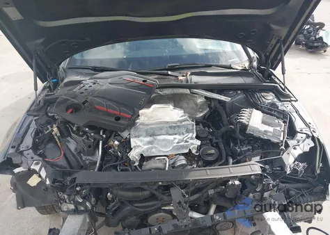 2018 Audi S4 3.0T Premium Plus z USA, uszkodzony, nr VIN WAUB4AF46JA014152